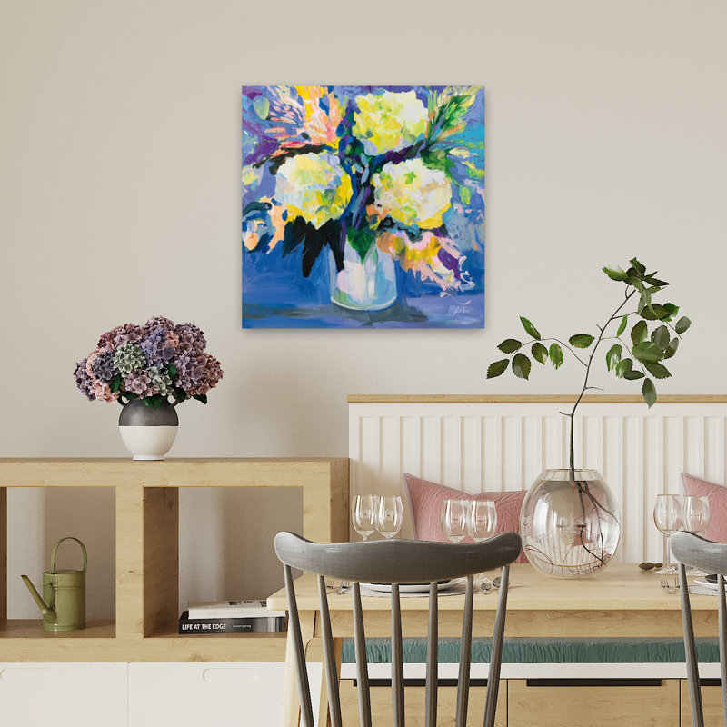 Bouquet de saphir, art floral contemporain, H 18 po x l 18 po