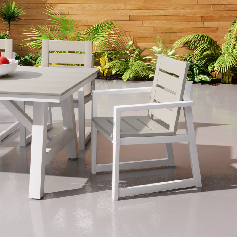 Chaise avec accoudoirs pour l'extérieur, Beige