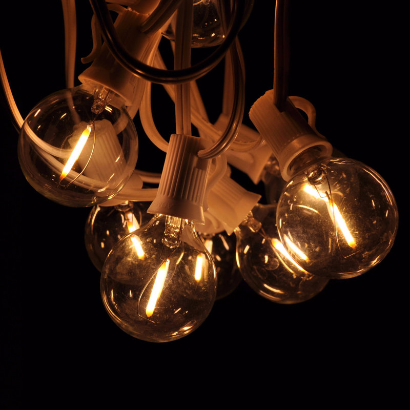 Guirlande de 25 lumières sphériques d'extérieur Hinman, Fil blanc, G50