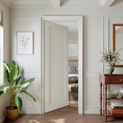 Intérieur de la porte standard à panneaux français