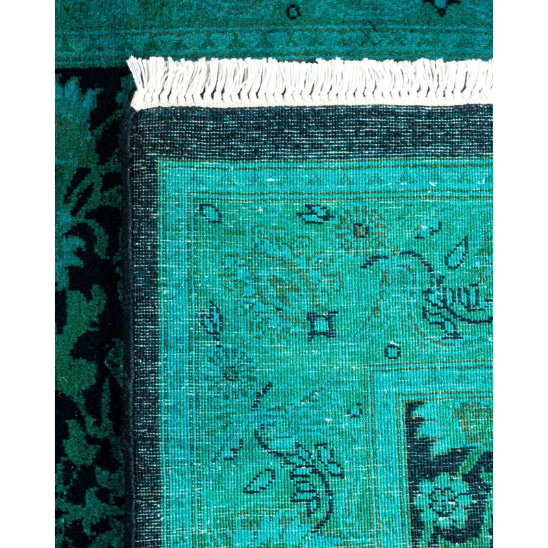 Tapis vert unique de 2 pi 7 po x 11 pi 10 po Yeng