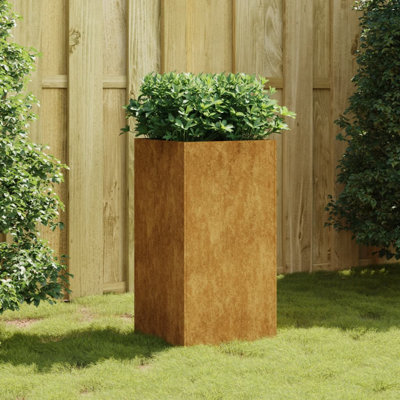Ahtziri Metal Pot Planter