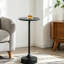 Table d'appoint ronde en marbre, laiton et bois avec base fuselée, table d'appoint moderne glamour pour le salon et la chambre à coucher - Plateau en marbre noir