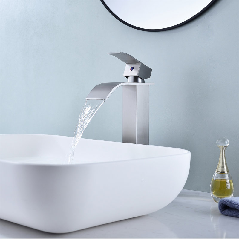 Single-handle Bathroom Faucet, Brushed Nickel