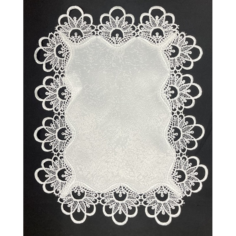 Napperon en dentelle 18 po, Blanc