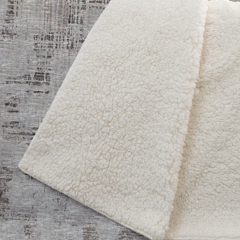 Couverture en sherpa brun One Pixie Street, 127 x 178 cm, brun, Chocolat; brun clair