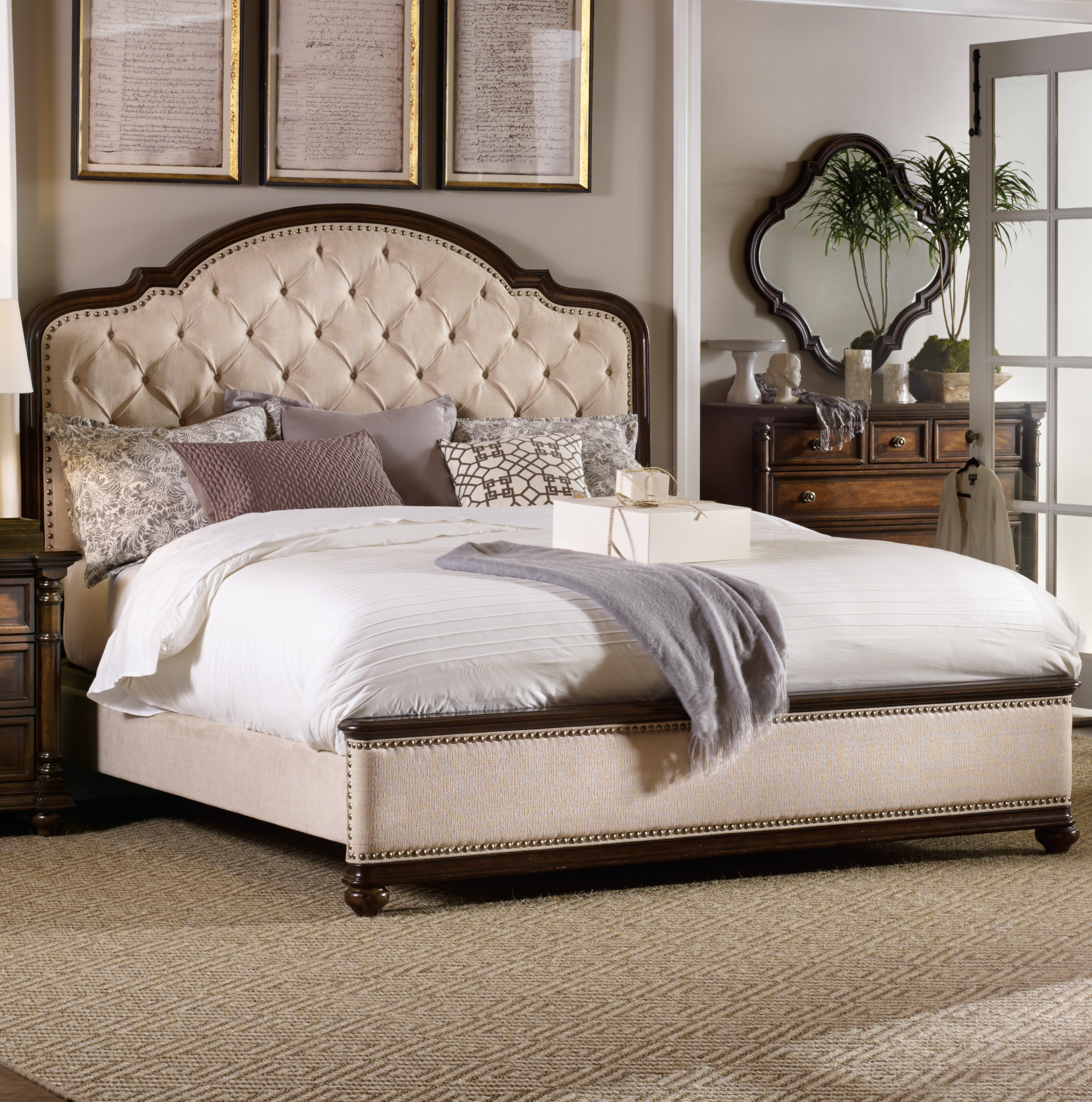 Hooker Furniture Traditions King Upholstered Panel Bed