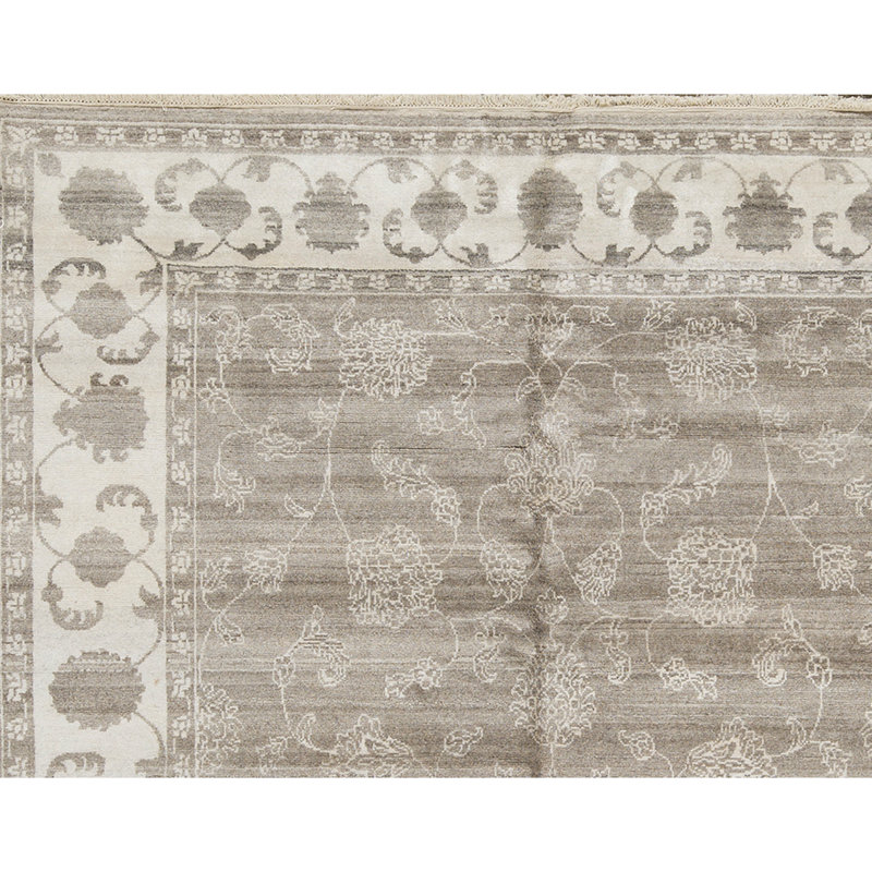Luxa Floral Area Rug
