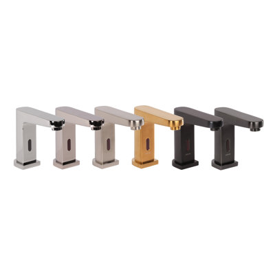 Zoom Single Hole Bathroom Faucet