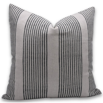Housse de coussin en tissu imprimé à la main par Fab Fabine, impression Satsamundar, style moderne - 18 po x 18 po
