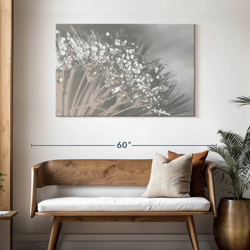Harnek Dandelion II, 30" H x 45" W