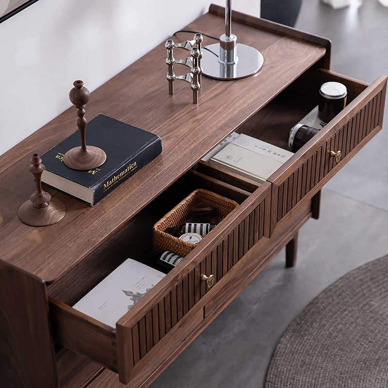 Buffet simple avec tiroirs de rangement