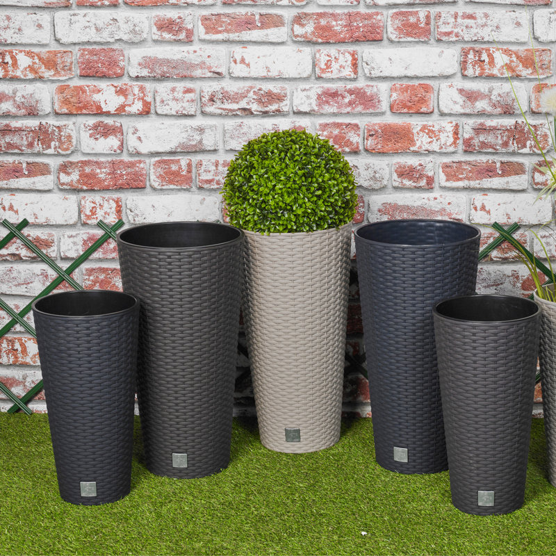 Elidona Pot Planter, Black