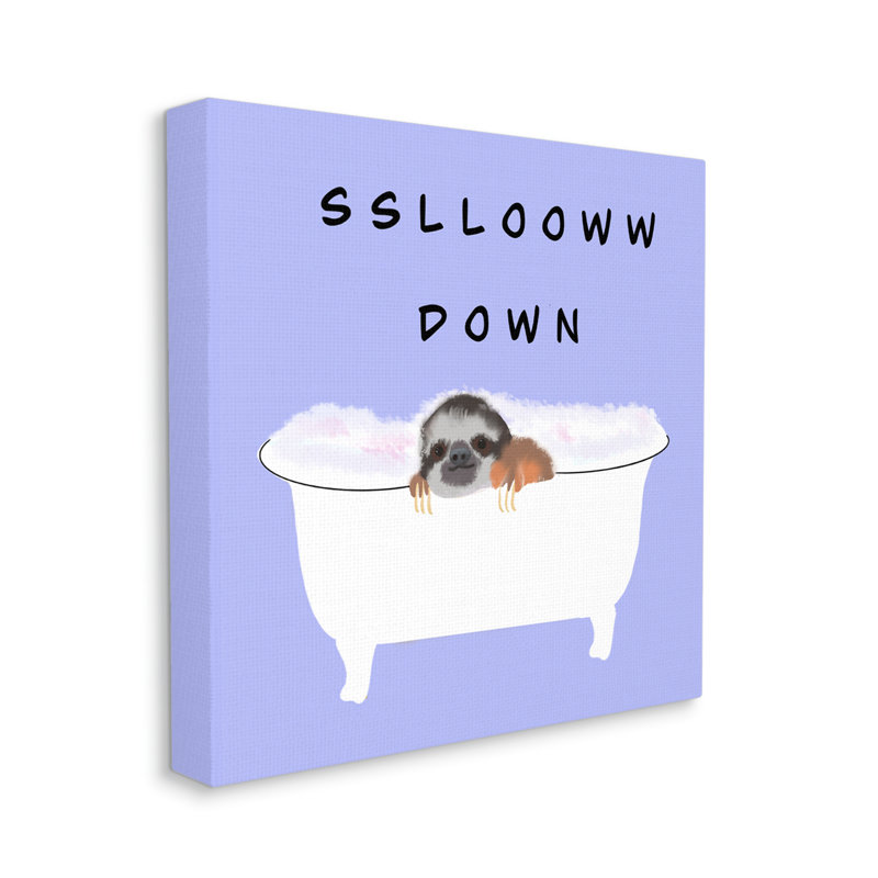«Fia Slow Down Baby Sloth Bath Bath Lavender» par Ashley Singleton - impression sur bois, H 36 po x l 36 po x P 1,5 po