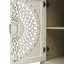 Armoire de rangement à 2 portes, motif creux, étagères réglables, zones multiples, rangement de grande capacité, basculement dans le salon, sculpture exquise, tablette, poignée confortable, clou à pattes