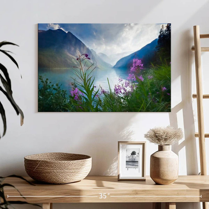 Alvord Lake Louise Blooms, H 16 po x l 24 po