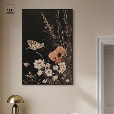«Poppy and Moth II», décoration botanique sur toile par 