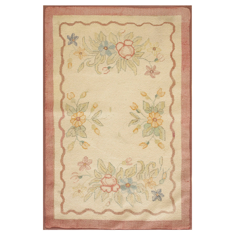 American Hooked Rug 2' 7'' x4' 0''