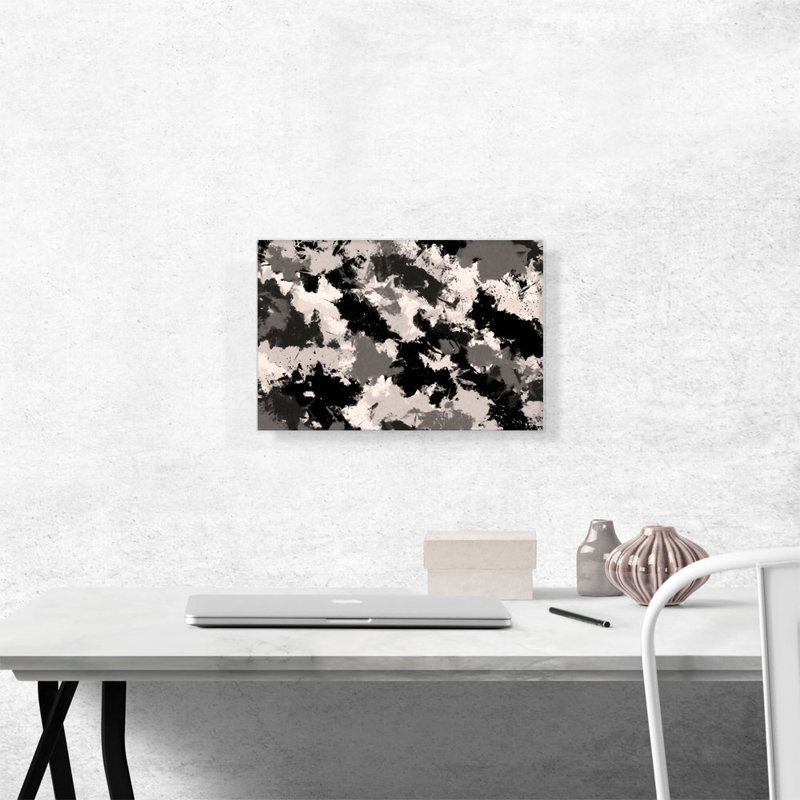 Motif de camouflage noir, gris et blanc - reproduction d'art sur toile tendue, H 12 po x l 18 po x P 0,75 po