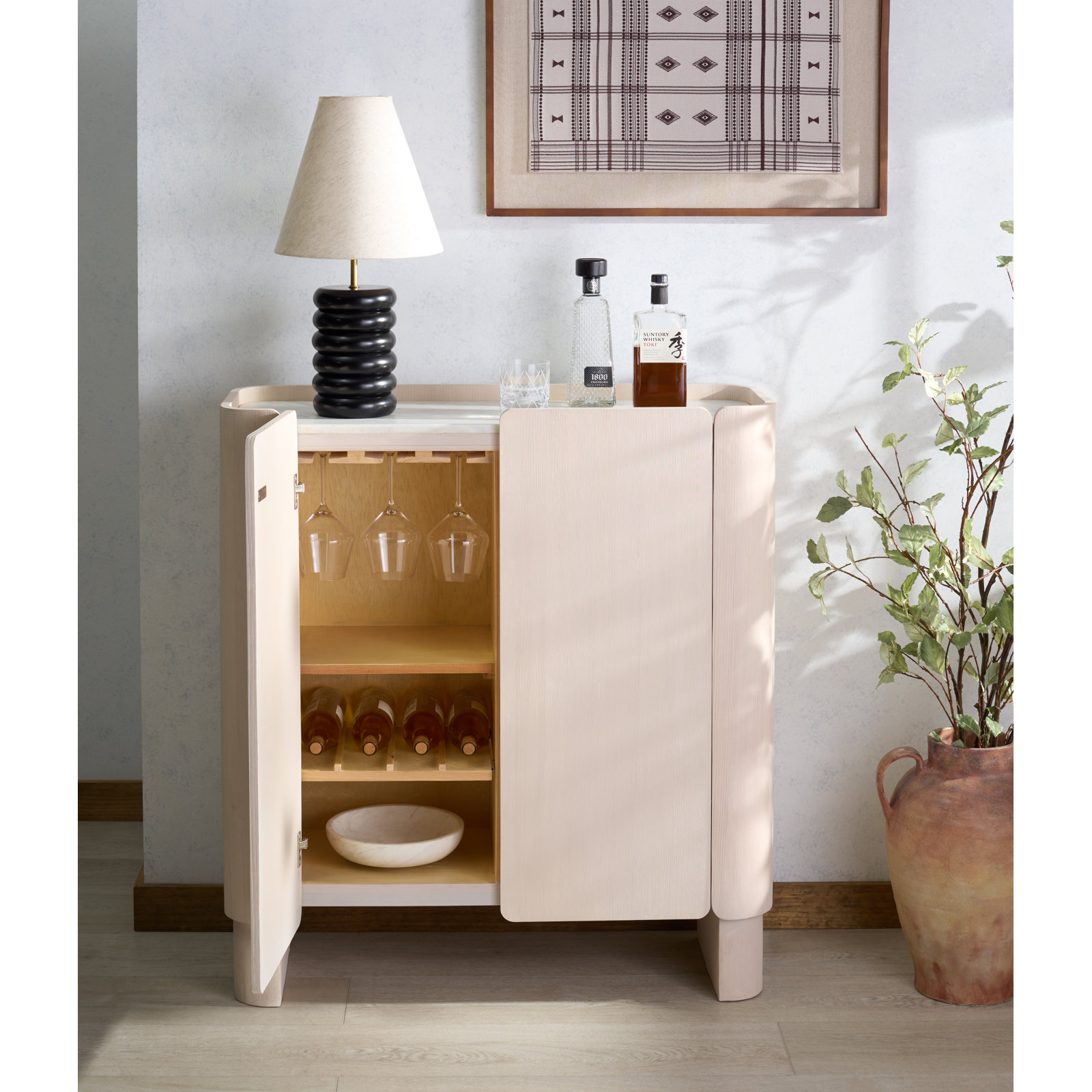 38.6 " L Bar Cabinet