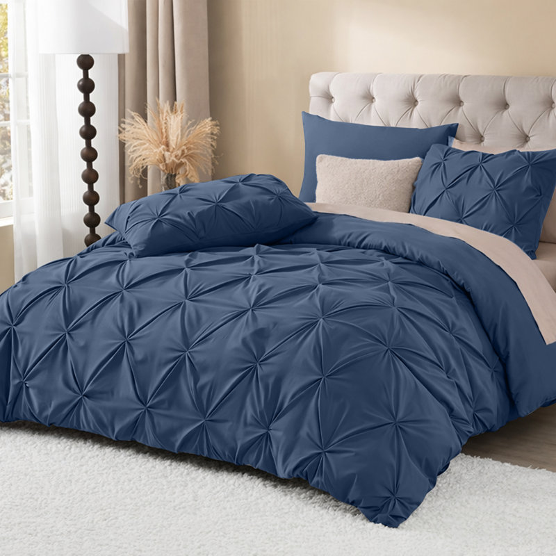 Luxurious Microfiber Pintuck Design Duvet Cover With Pillowcases , King Duvet Cover + 2 Standard Pillowcases, Navy