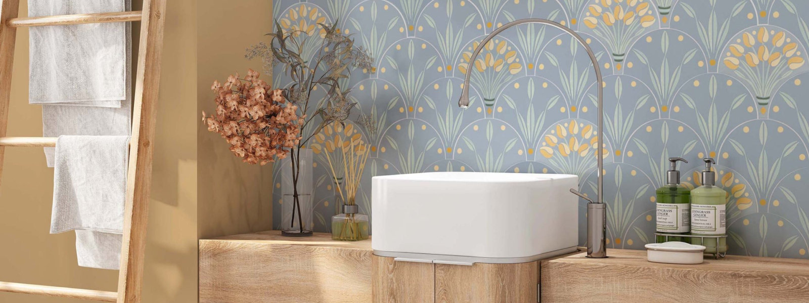 Villa Lagoon Tile Image Hero