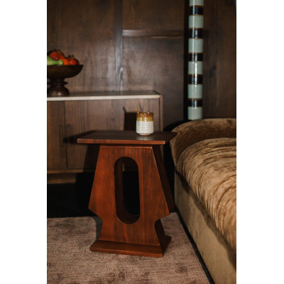 Table de bout Pilaster