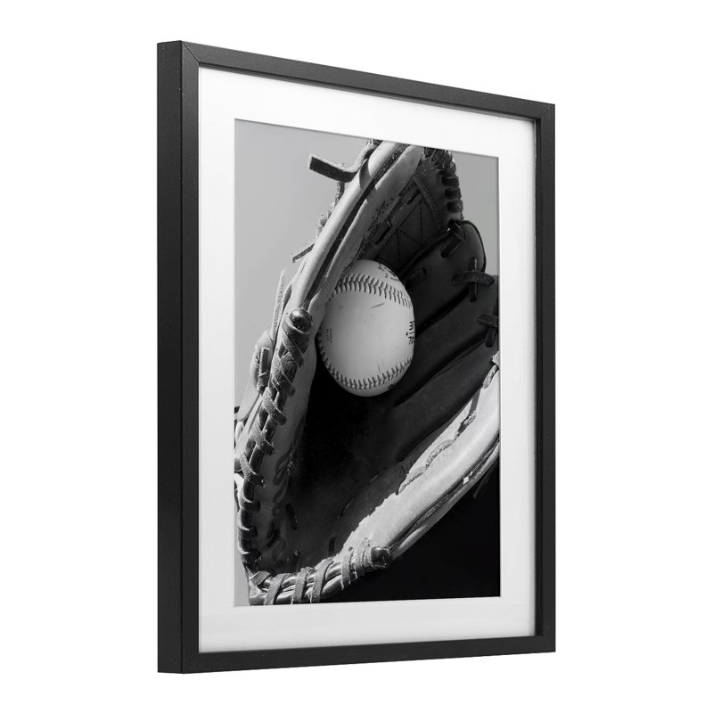 «Nice Catch Baseball», impression par Marcus Prime, Cadre noir minuit sous verre, H 16 po x l 13 po