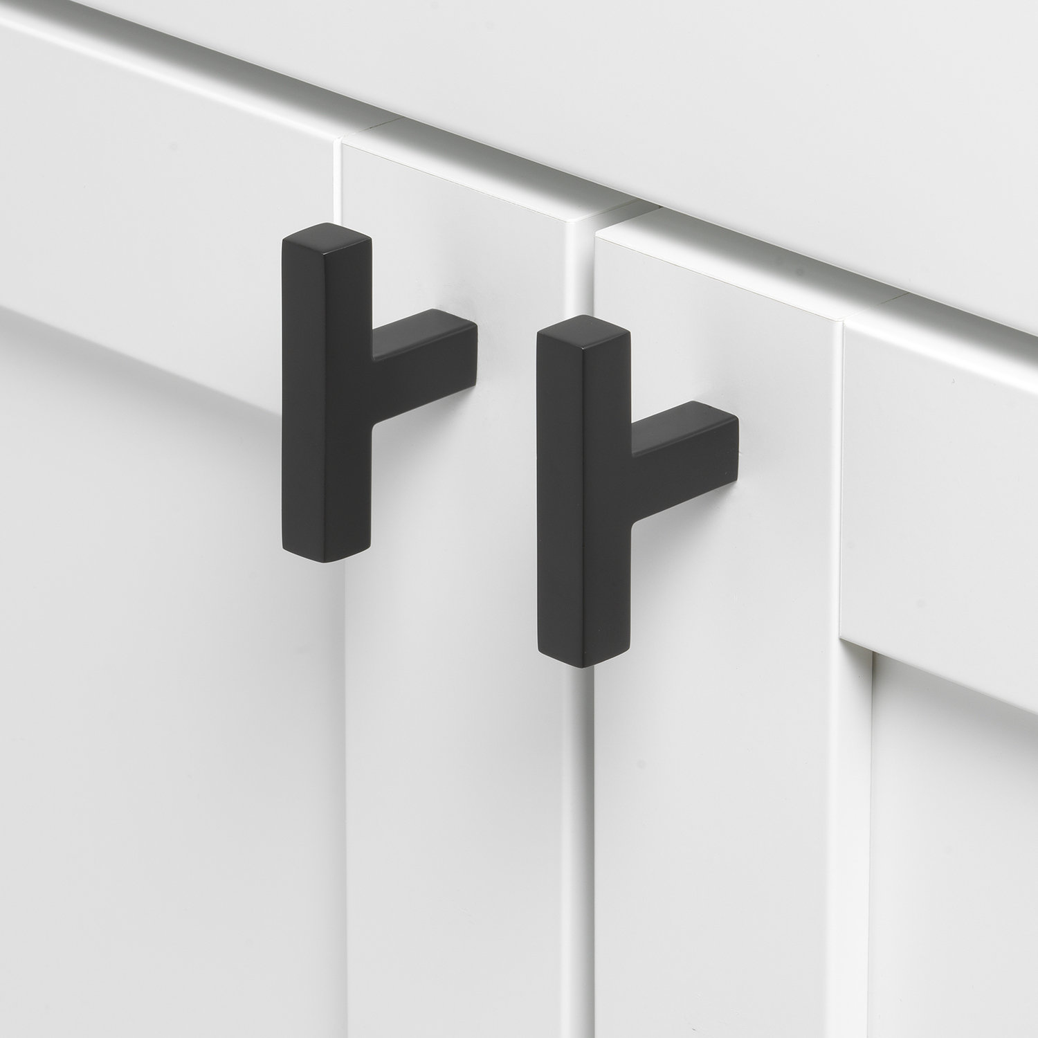 Kingston Bar Cabinet Knob, Matte Black