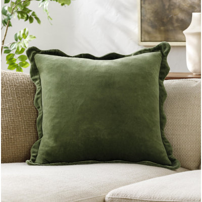 Collier Scalloped Edges Throw Pillow