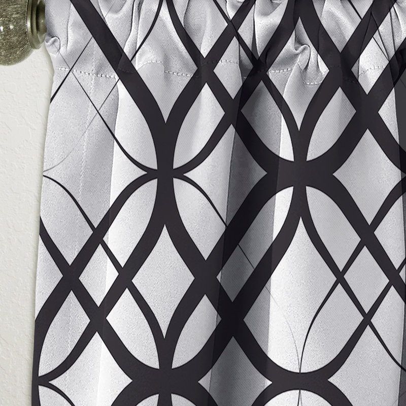 Panneau de rideau géométrique, motif occultant à motif monochrome - Motif géométrique monochrome III, L 52 po x L 95 po