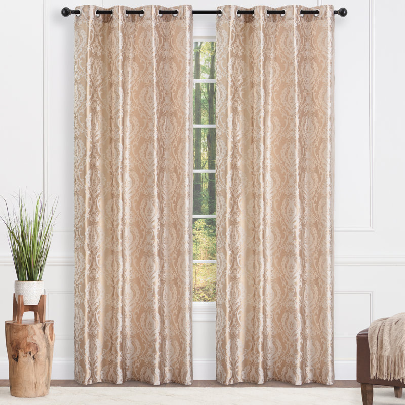 Rideau obscurcissant à œillets de style damassé d'Ivanbrook, L 52 po x L 96 po, Royal