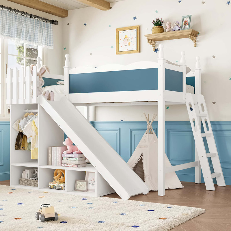 Lit mezzanine en bois massif avec tablettes de rangement et glissière amovible
