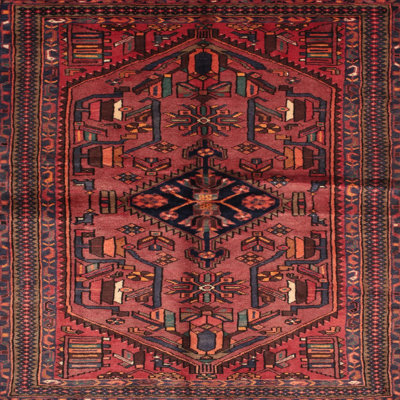 Tapis oriental multicolore tissé à la machine Oriental