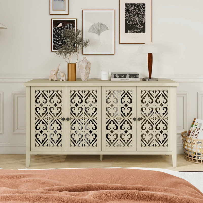 Armoire évidée avec 4 portes, présentoir en verre trempé, tablettes réglables, lumière alimentée par pile et pieds stables pour un rangement polyvalent