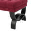 Élégant banc en tissu rouge avec un capitonnage exquis et un revêtement lisse d'un design élégant