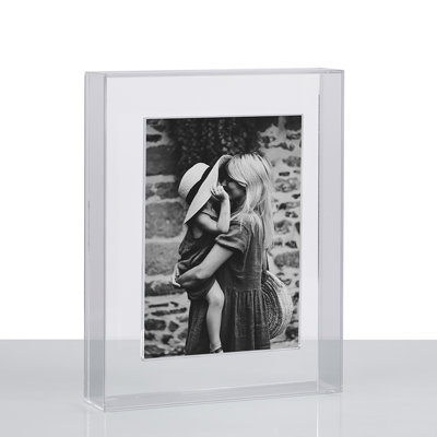 Magnetic Float Picture Frame