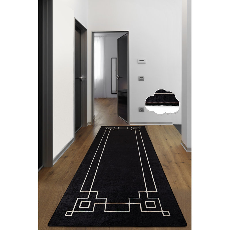 Tapis noir en polyester / velours tissé à la machine à motif géométrique Maciejewski, Rectangle 3 pi 3 po x 4 pi 11 po