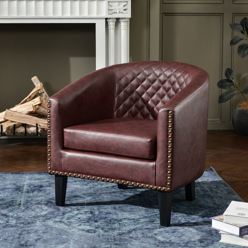 Fauteuil demi-tonneau capitonné en similicuir de 29 po Oscar, Similicuir rouge performance
