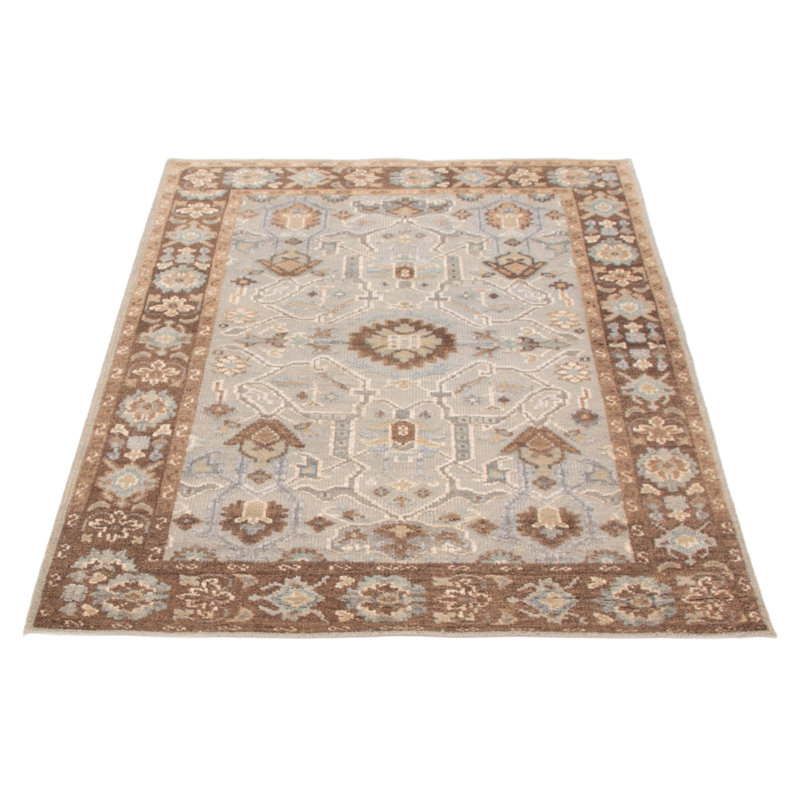 Tapis gris clair Jules Serapi 5 pi 2 po x 7 pi 6 po