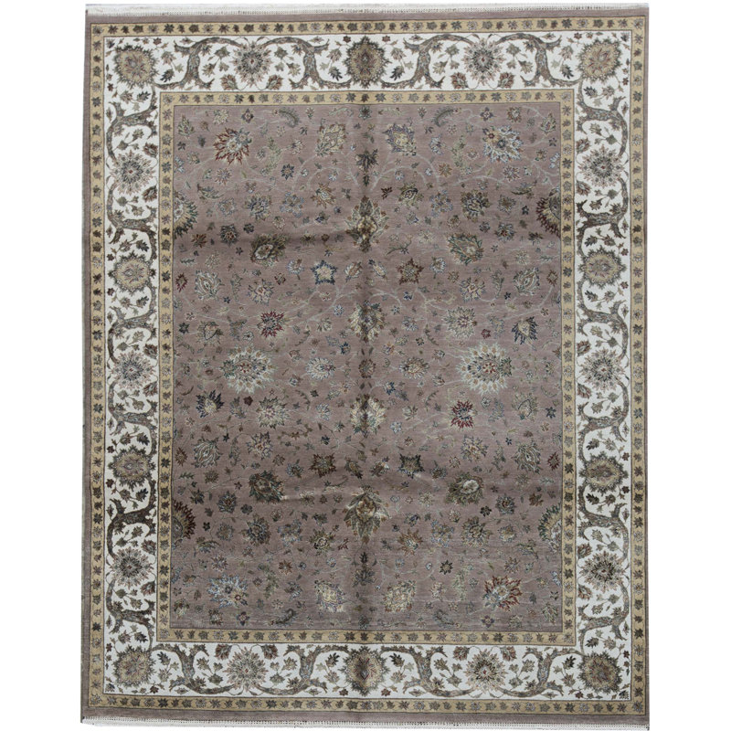 Oriental Area Rug in Light Pink/Ivory