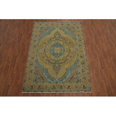 Handcrafted Floral Traditional Area Rug 6x9