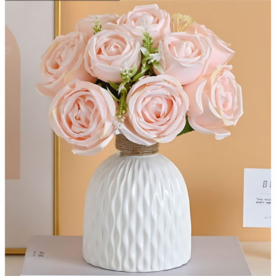 Bouquet de roses dans un vase