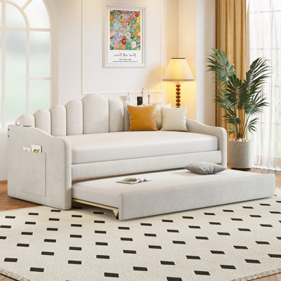 Twin size Upholstered Daybed with Trundle