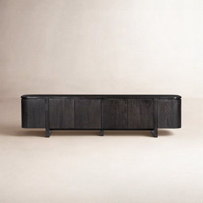 Evani Karmella Elle Media Console