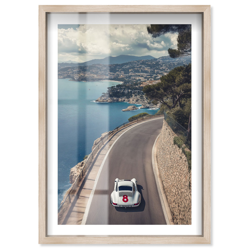 «Fast Car Monaco Shadowbox» par Notoriart, H 37 po x l 25 po, Crème, crème