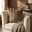 Luxueux oreiller luxueux-672579632-672579599