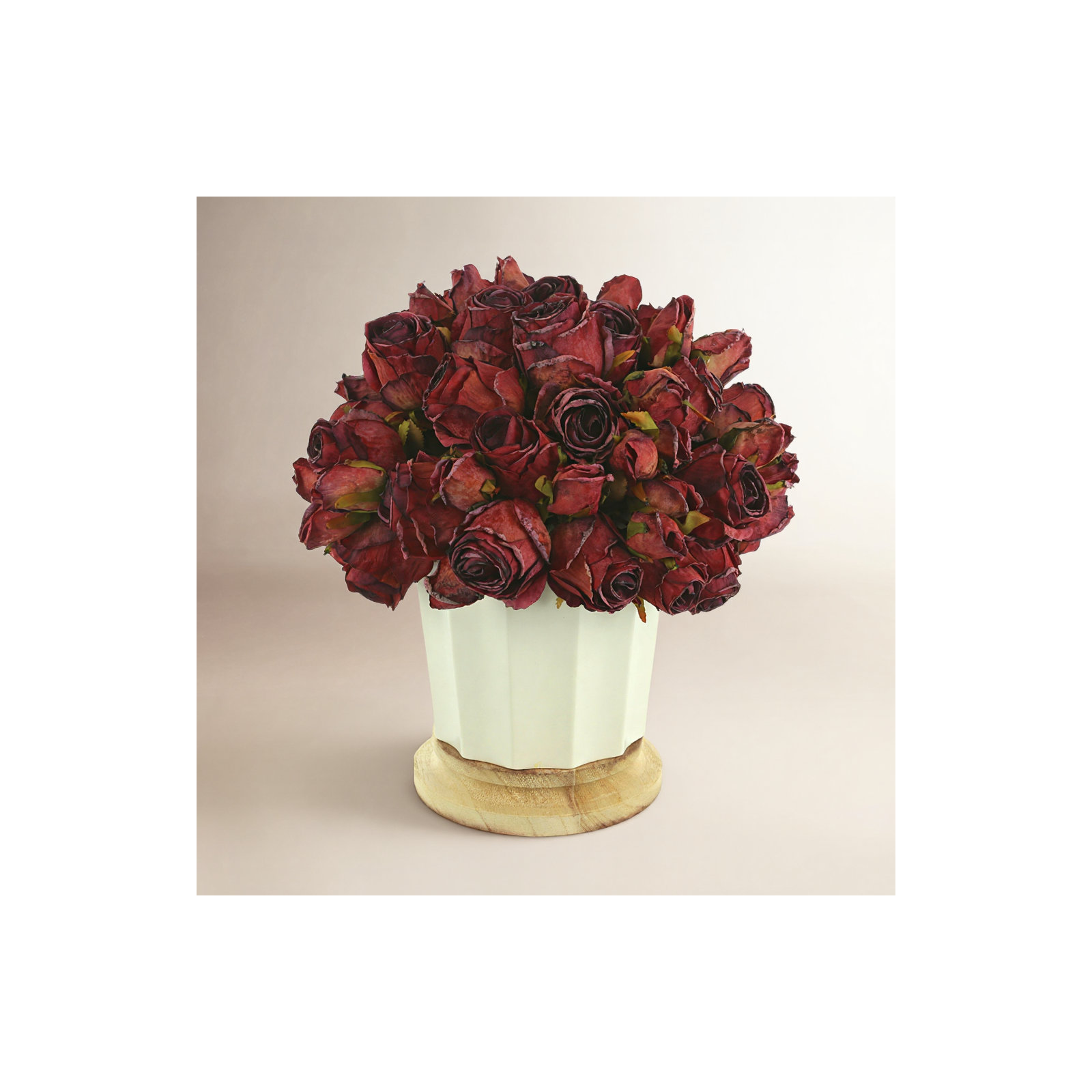 Roses Centerpiece in Pot, Red