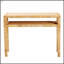 Console bohémienne en rotin miel et bois d'acacia clair, parfaite pour ajouter une touche d'élégance exotique et de rangement fonctionnel à n'importe quelle pièce.
