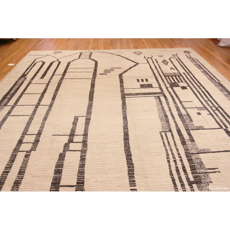 Tapis moderne à motif primitif abstrait One-of-a-Kind